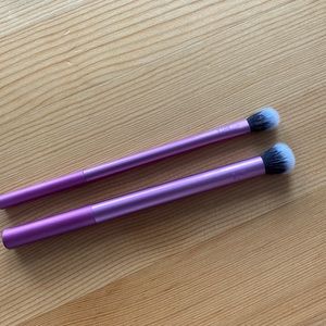 Real technique eye shadow brush duo